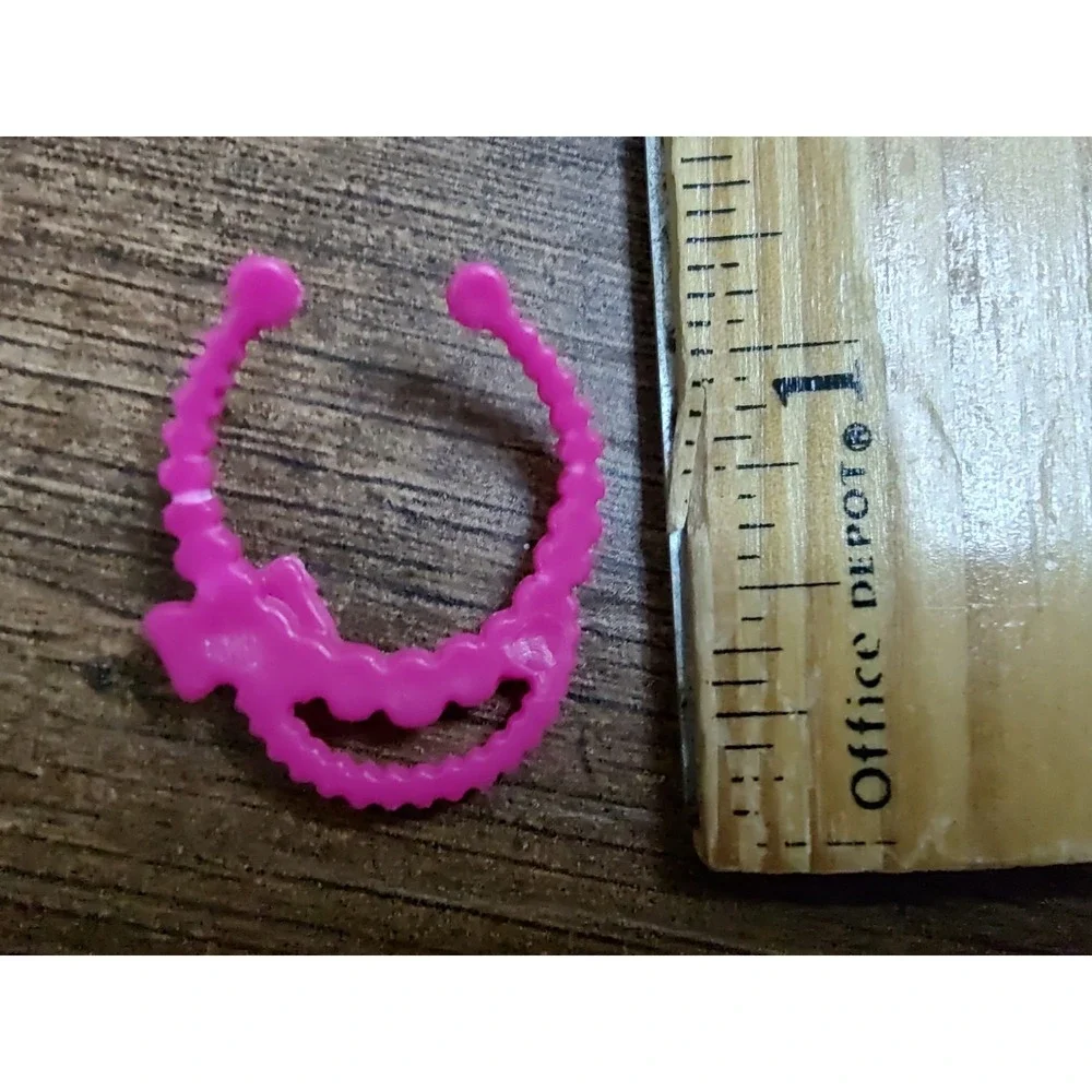 Barbie Doll Pink Necklace Jewelry Diorama Clothing Accessory Mattel Z31
